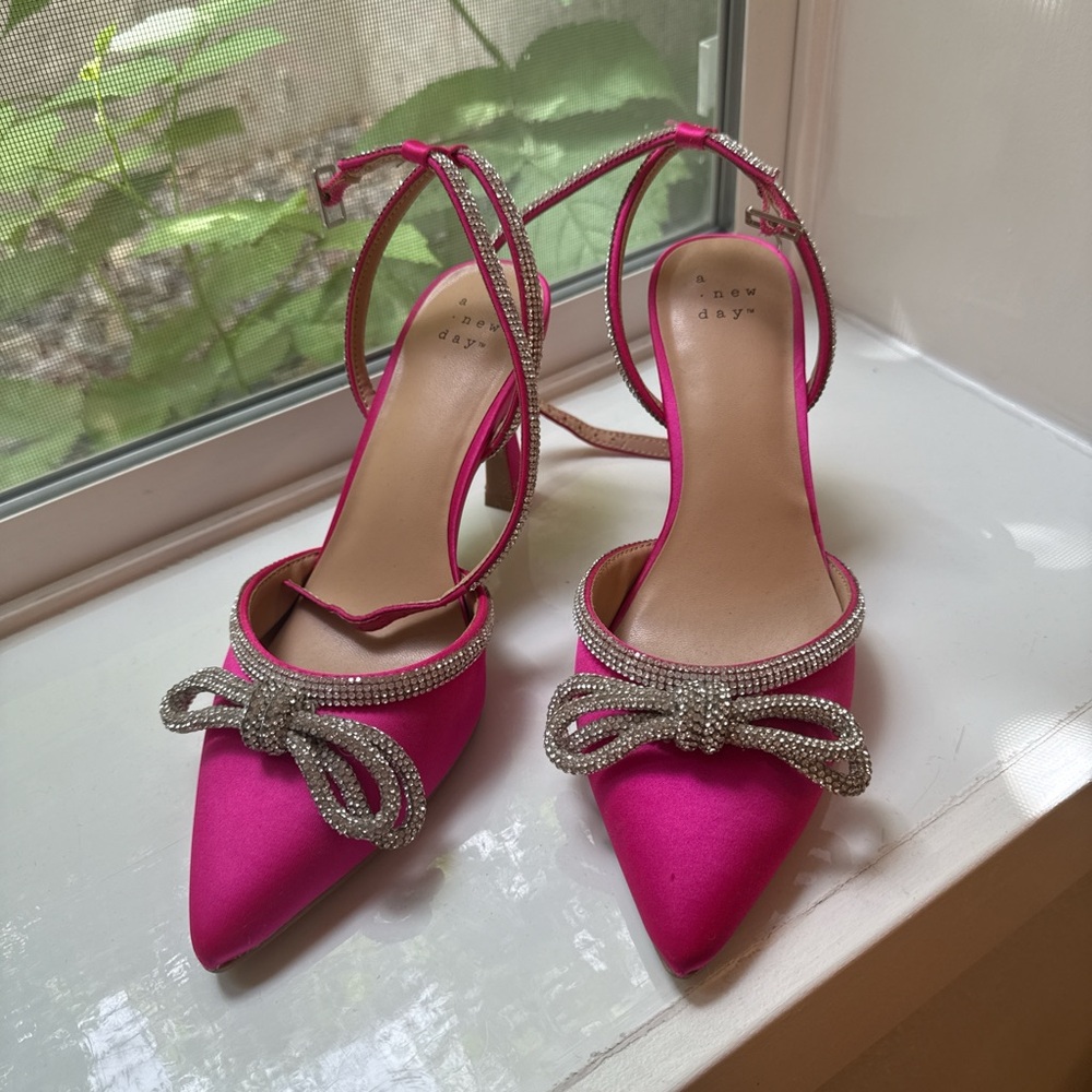 A New Day Fuchsia Heels with Metallic Bow